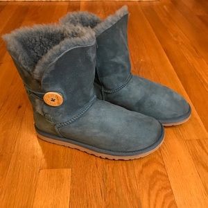 Ugg Bailey Button Boot Size 6